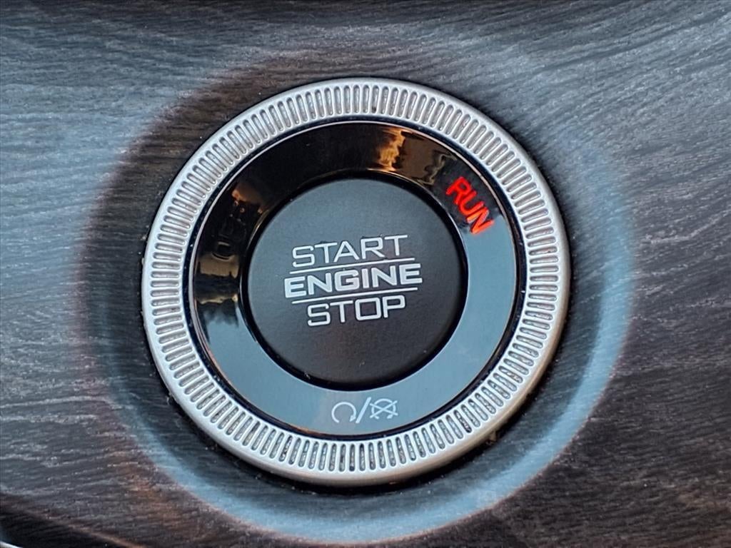 2021 Jeep Grand Cherokee L Overland 4x2