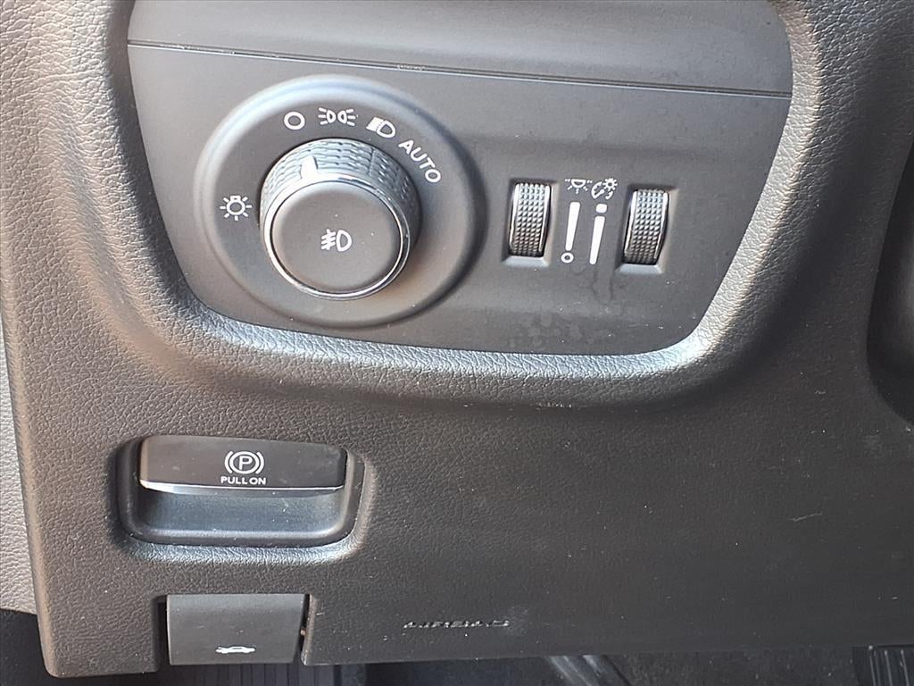 2021 Jeep Grand Cherokee L Overland 4x2