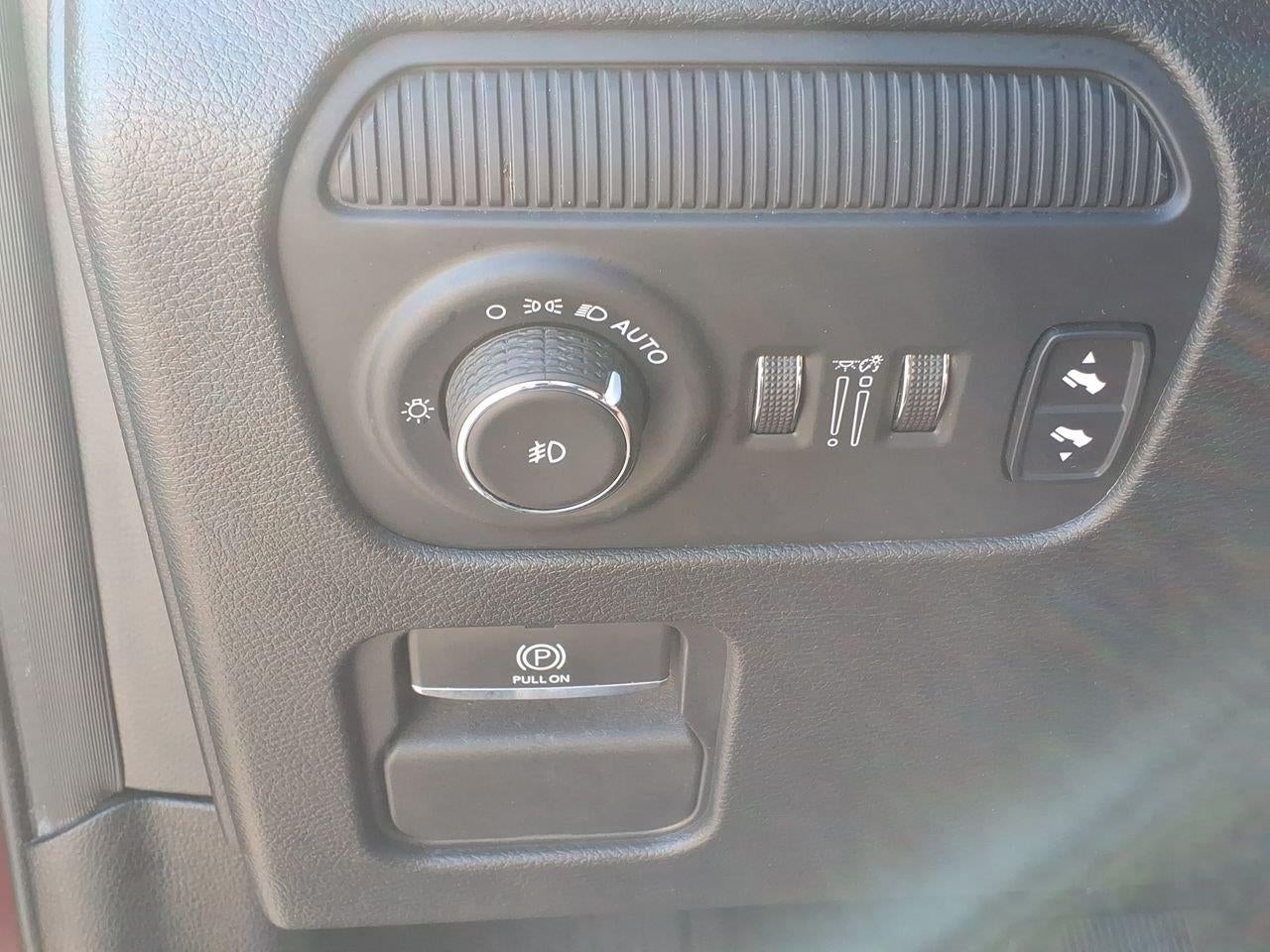 2024 Jeep Wagoneer L Series II - Photo 18