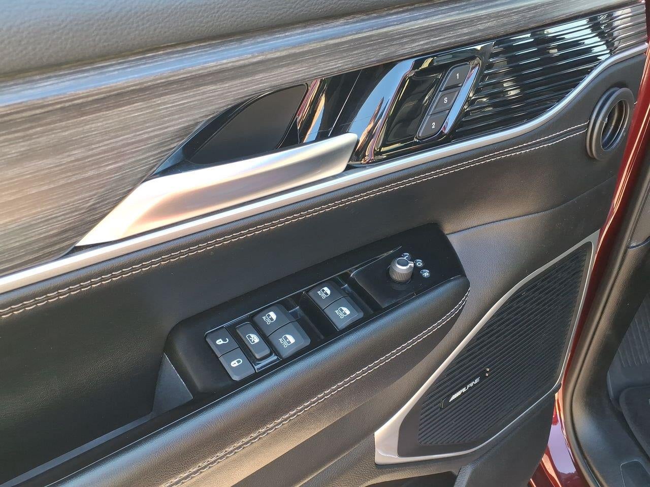 2024 Jeep Wagoneer L Series II - Photo 24