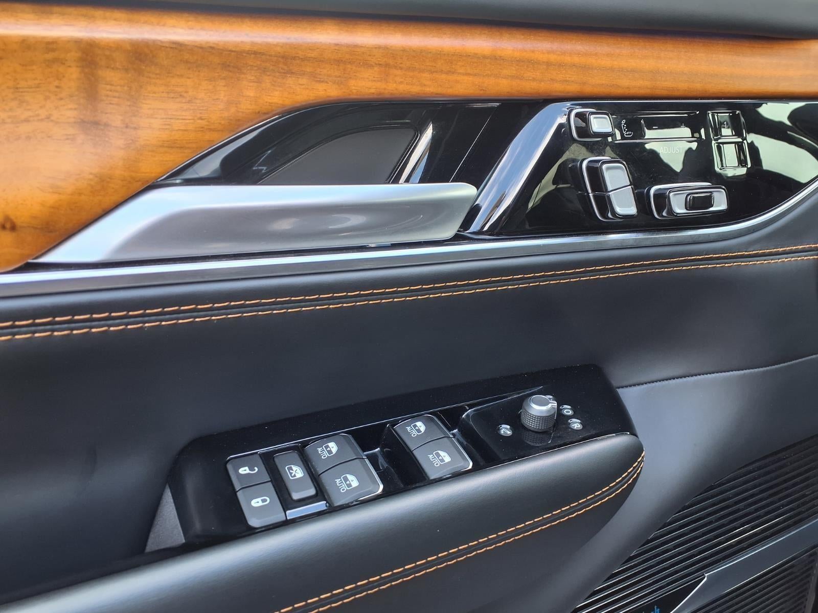 2024 Jeep Grand Wagoneer L Series III