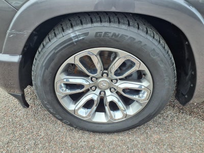 2021 RAM 1500 Laramie Crew Cab 4x2 5'7" Box