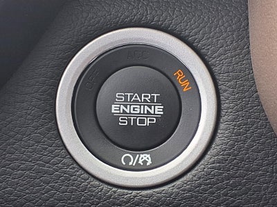 2021 RAM 1500 Laramie Crew Cab 4x2 5'7" Box