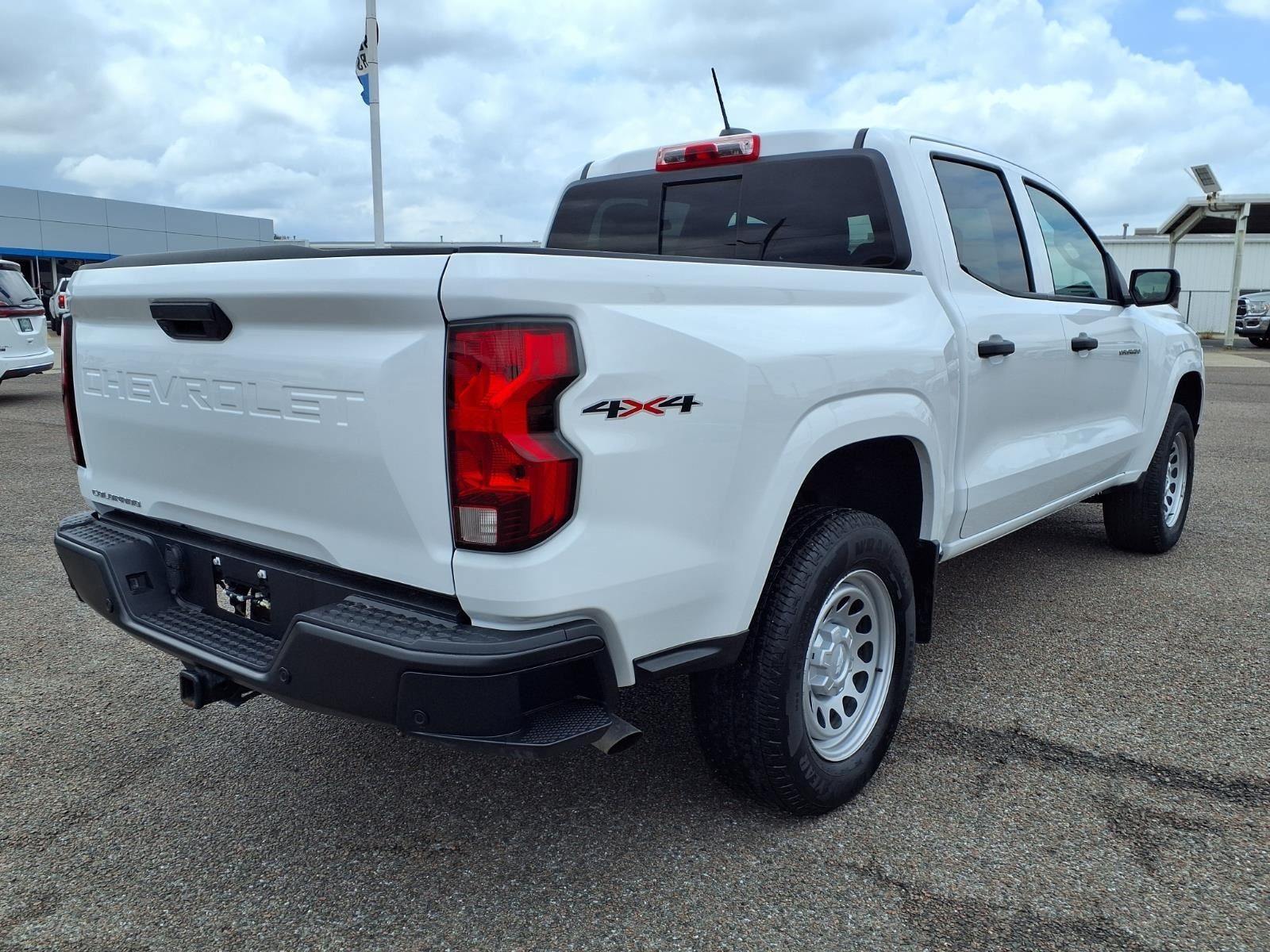 2025 Chevrolet Colorado WT/LT