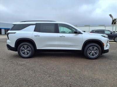 2024 Chevrolet Traverse LT