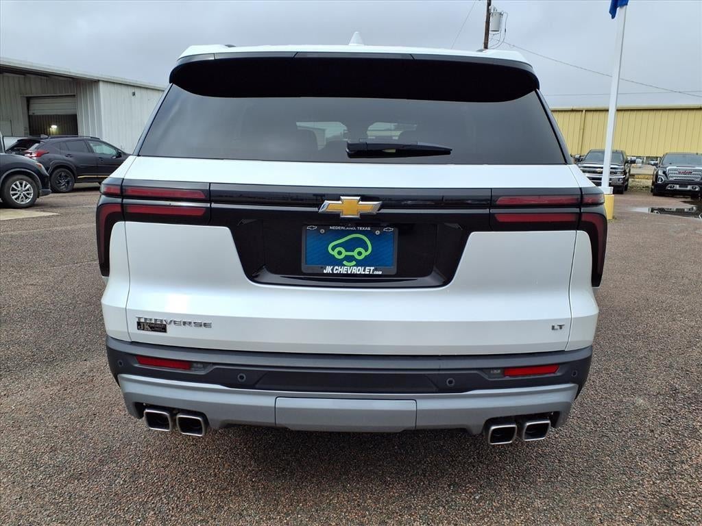 2024 Chevrolet Traverse LT