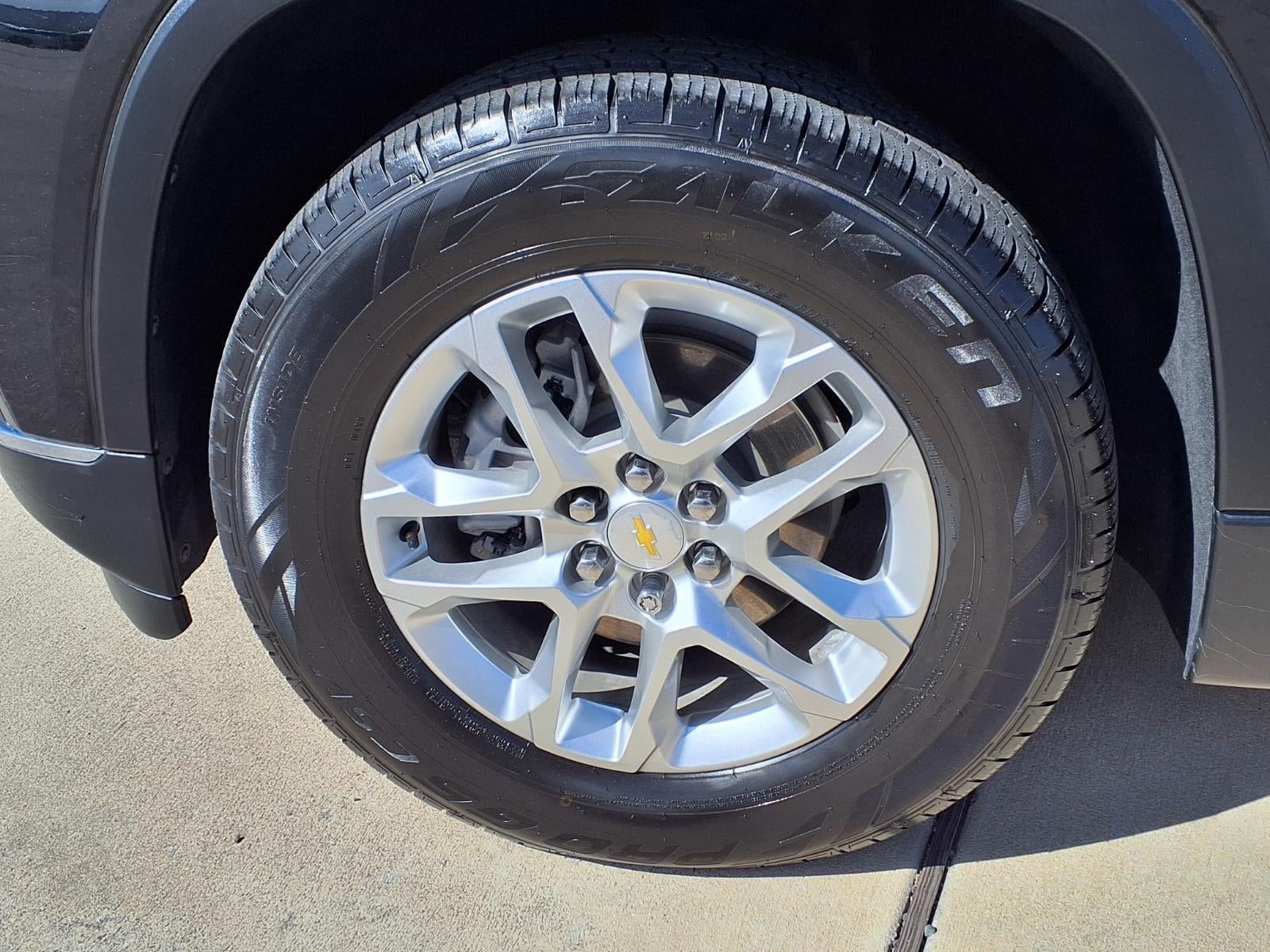 2021 Chevrolet Traverse LT Cloth