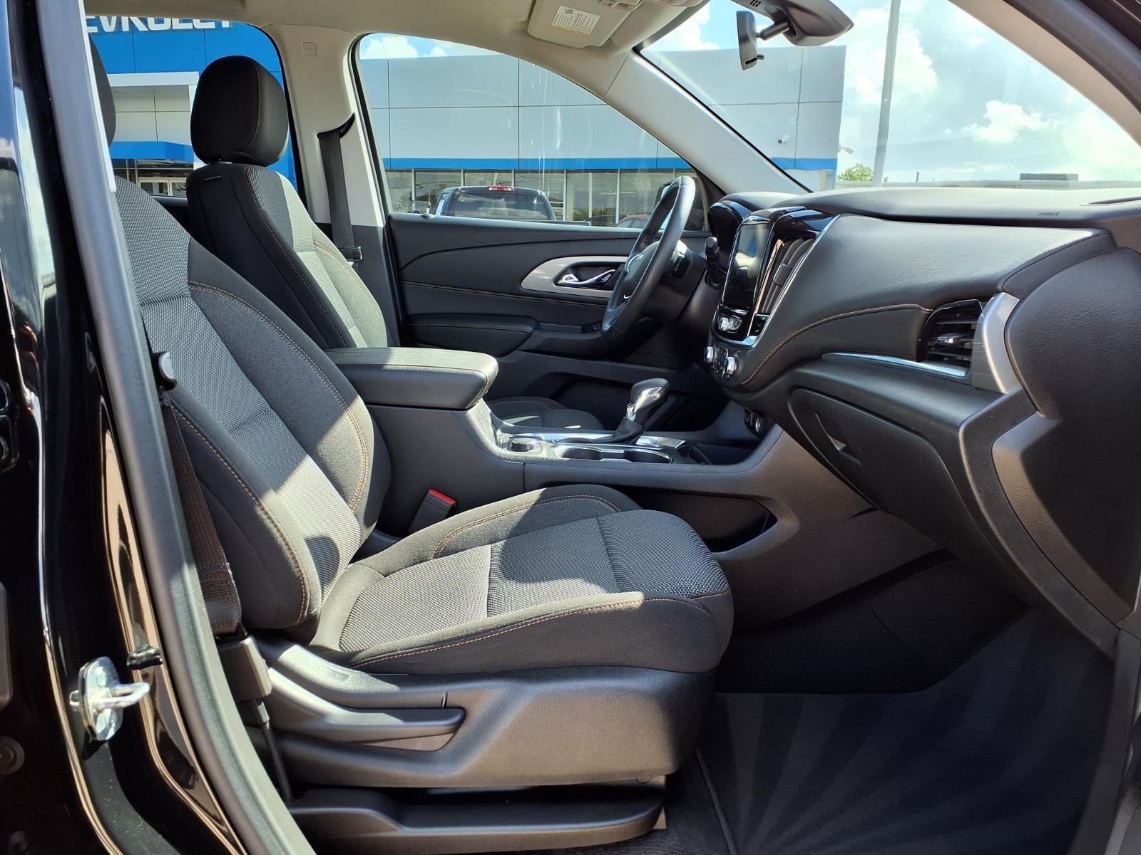 2021 Chevrolet Traverse LT Cloth