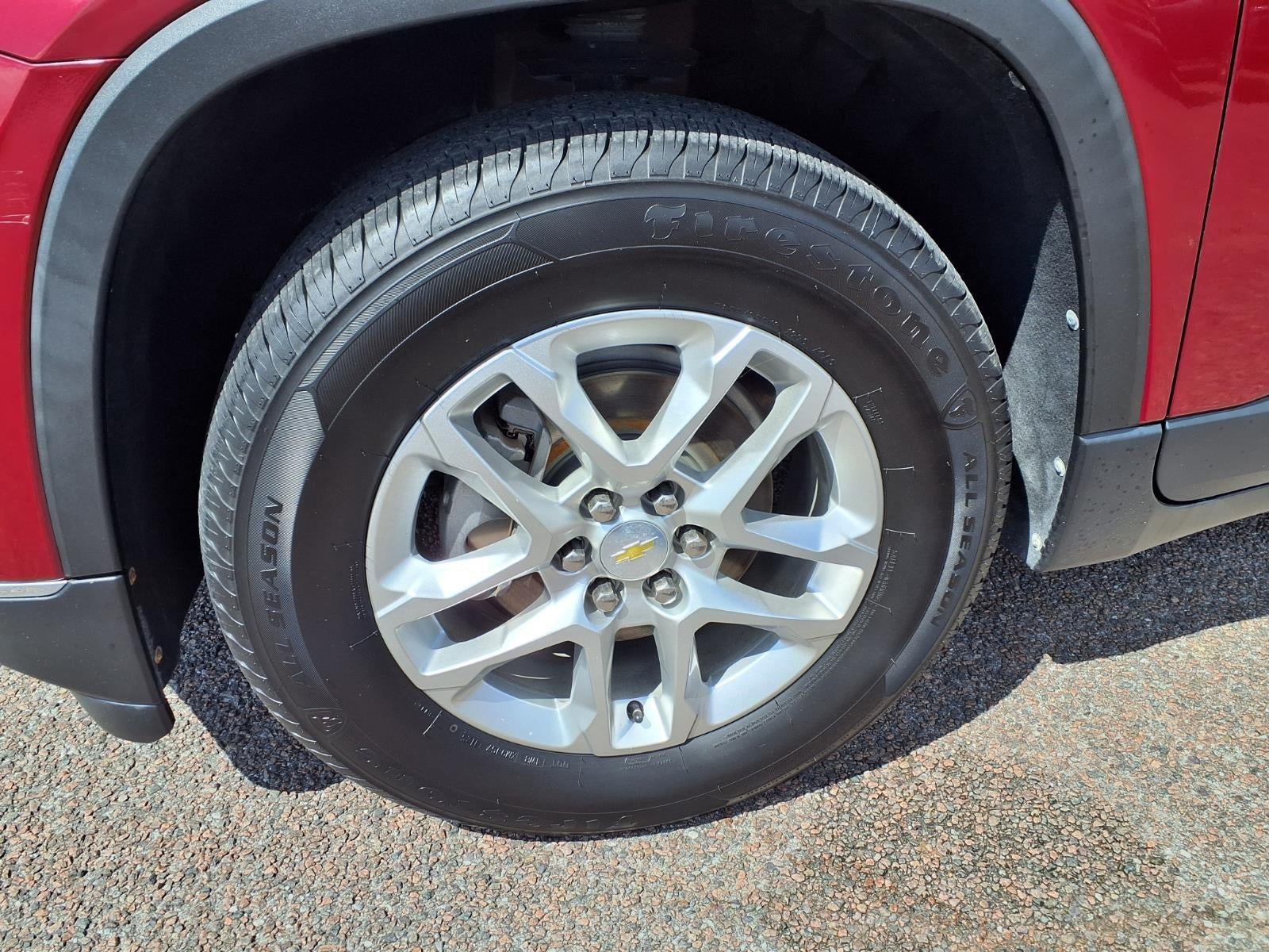 2020 Chevrolet Traverse LT Cloth