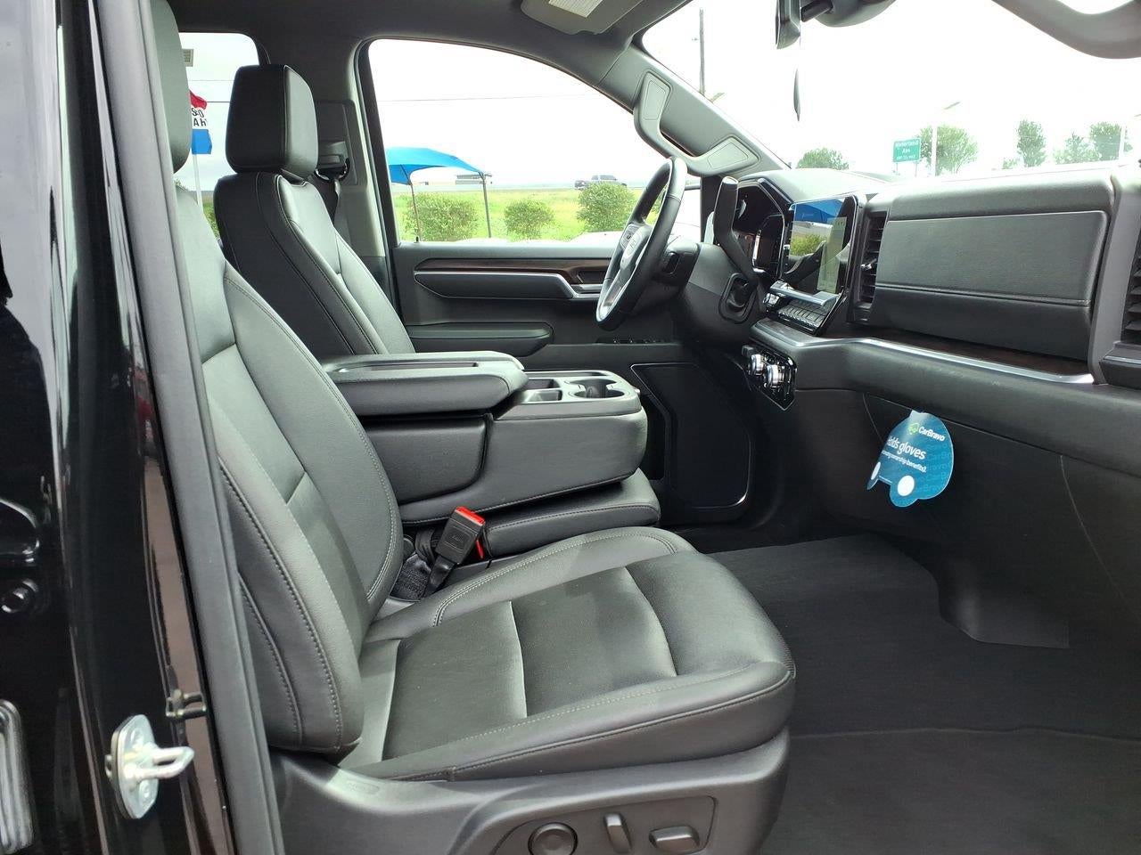 2025 GMC Sierra 1500 SLT - Photo 29