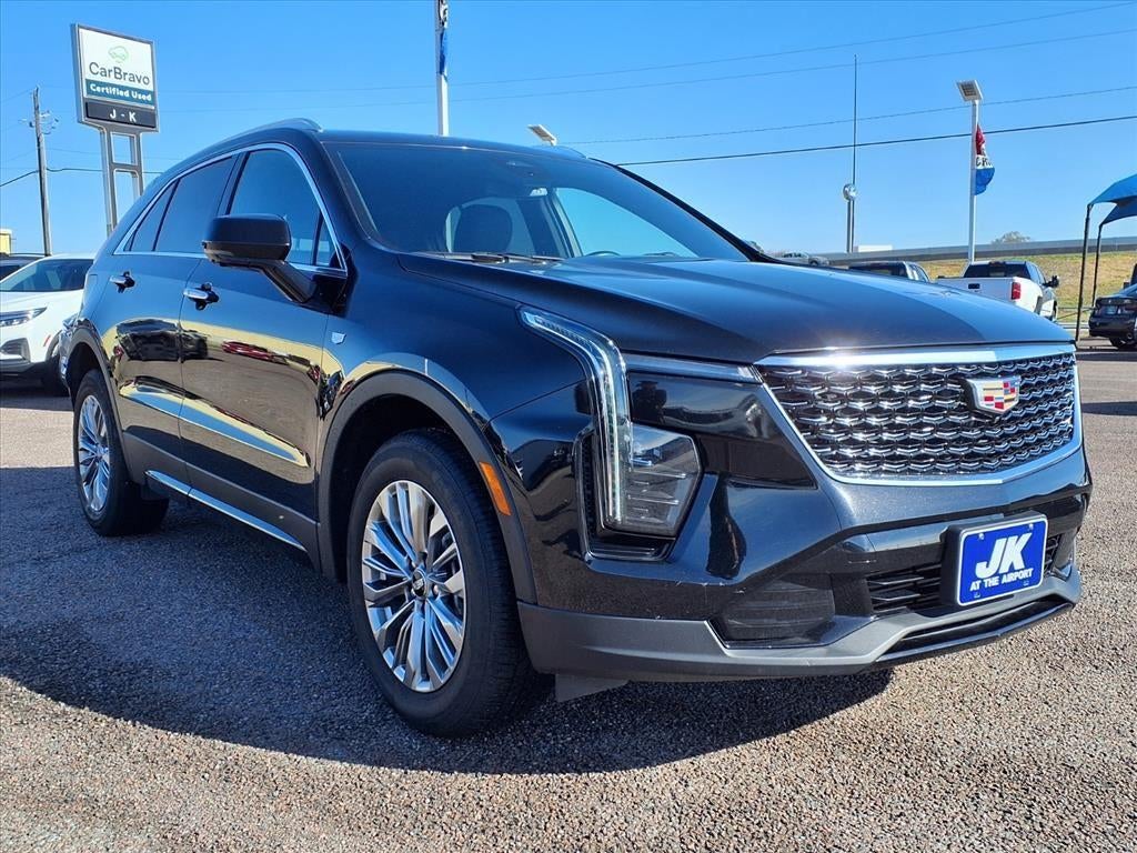 2025 Cadillac XT4 Premium Luxury