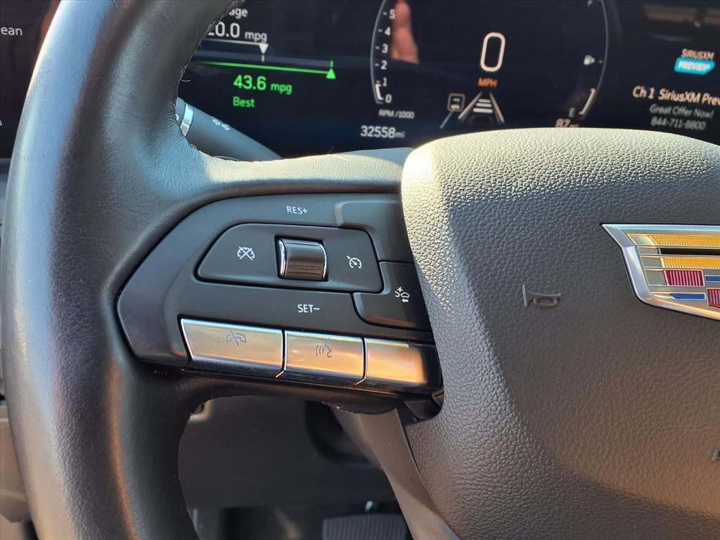 2025 Cadillac XT4 Premium Luxury