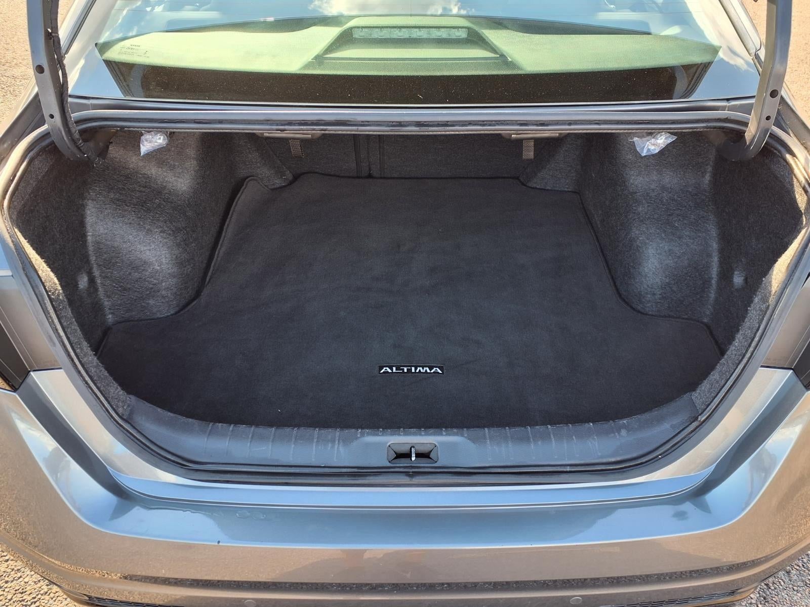 2025 Nissan Altima SR FWD