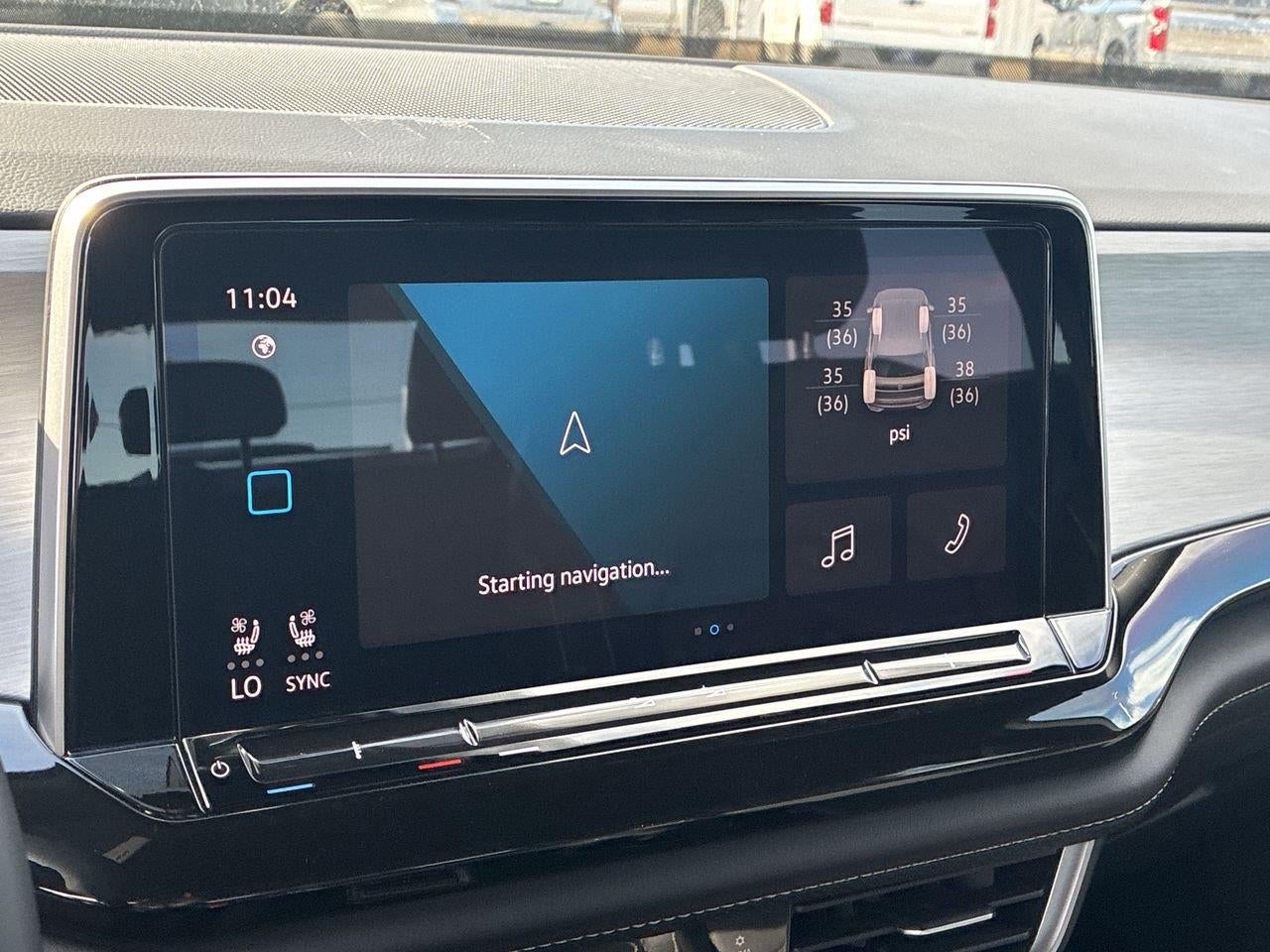 2025 Volkswagen Atlas Cross Sport SE w/Tech - Photo 14