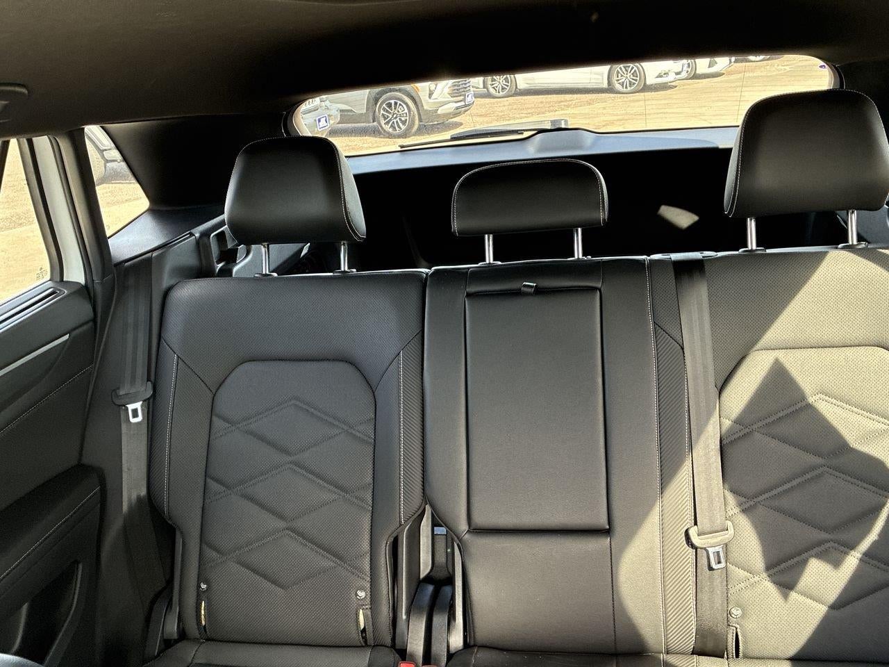 2025 Volkswagen Atlas Cross Sport SE w/Tech - Photo 20