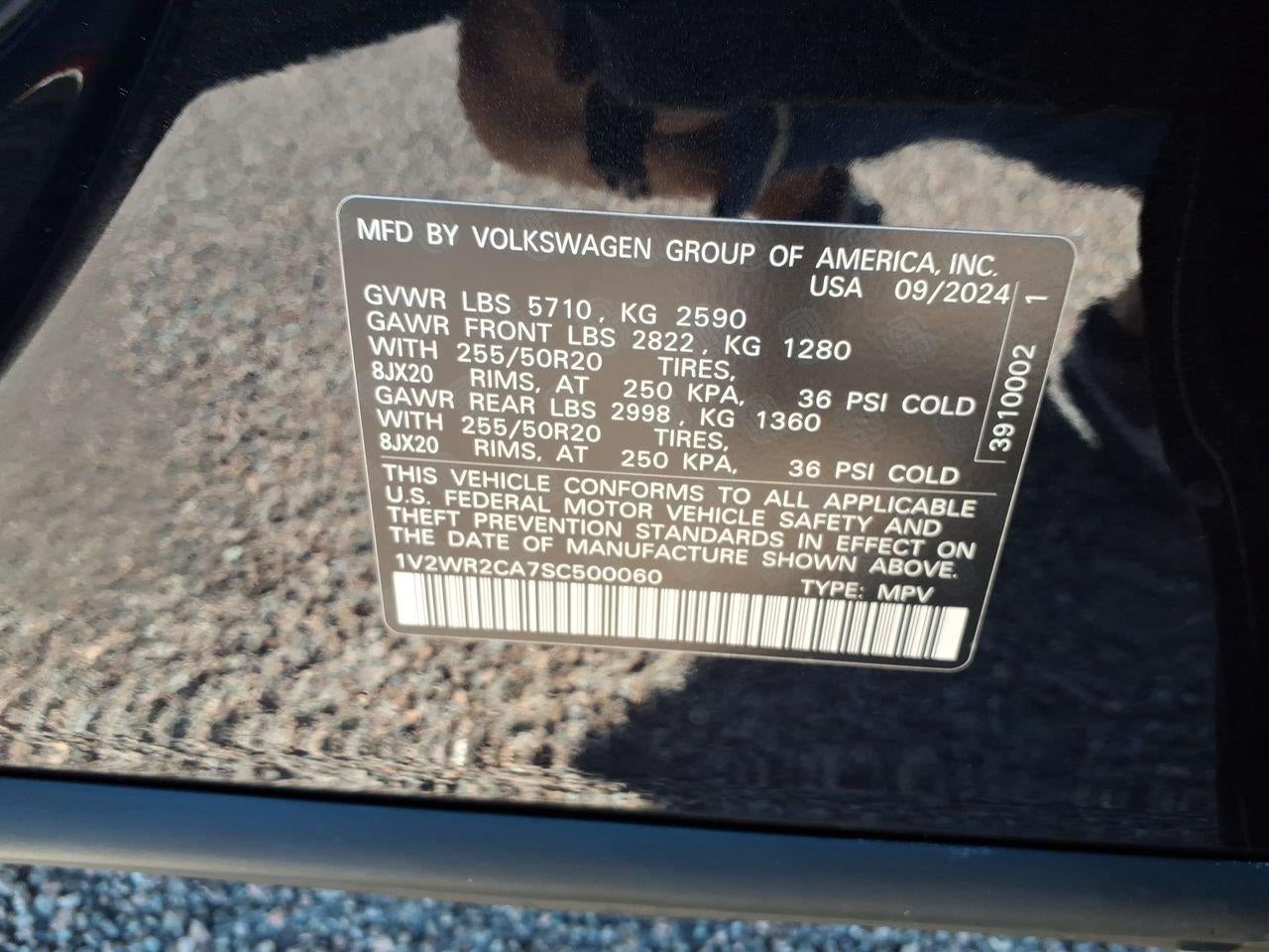 2025 Volkswagen Atlas 2.0T SE w/Technology