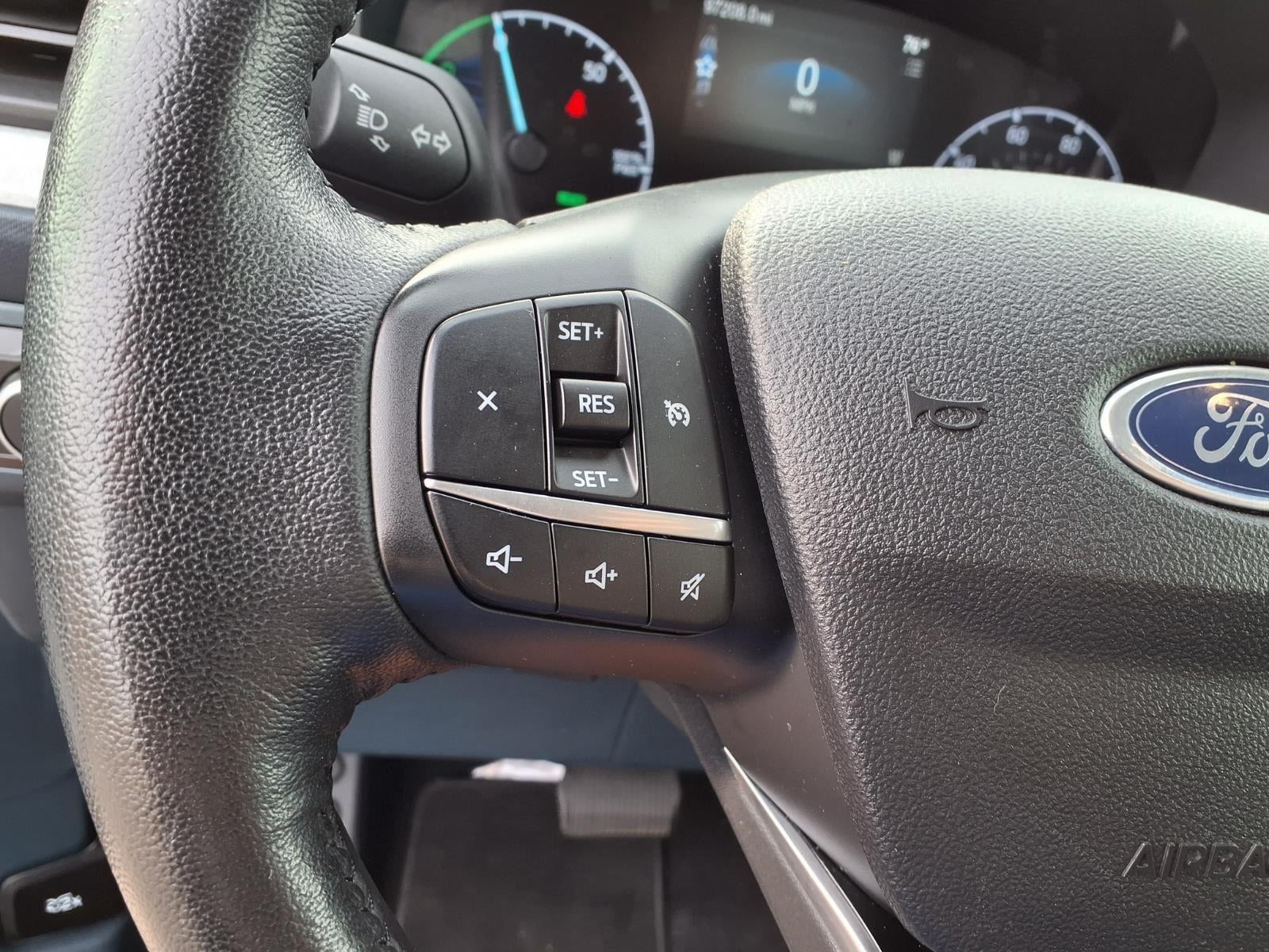 2022 Ford Maverick XL