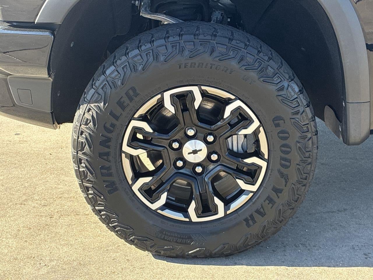 2023 Chevrolet Silverado 1500 ZR2