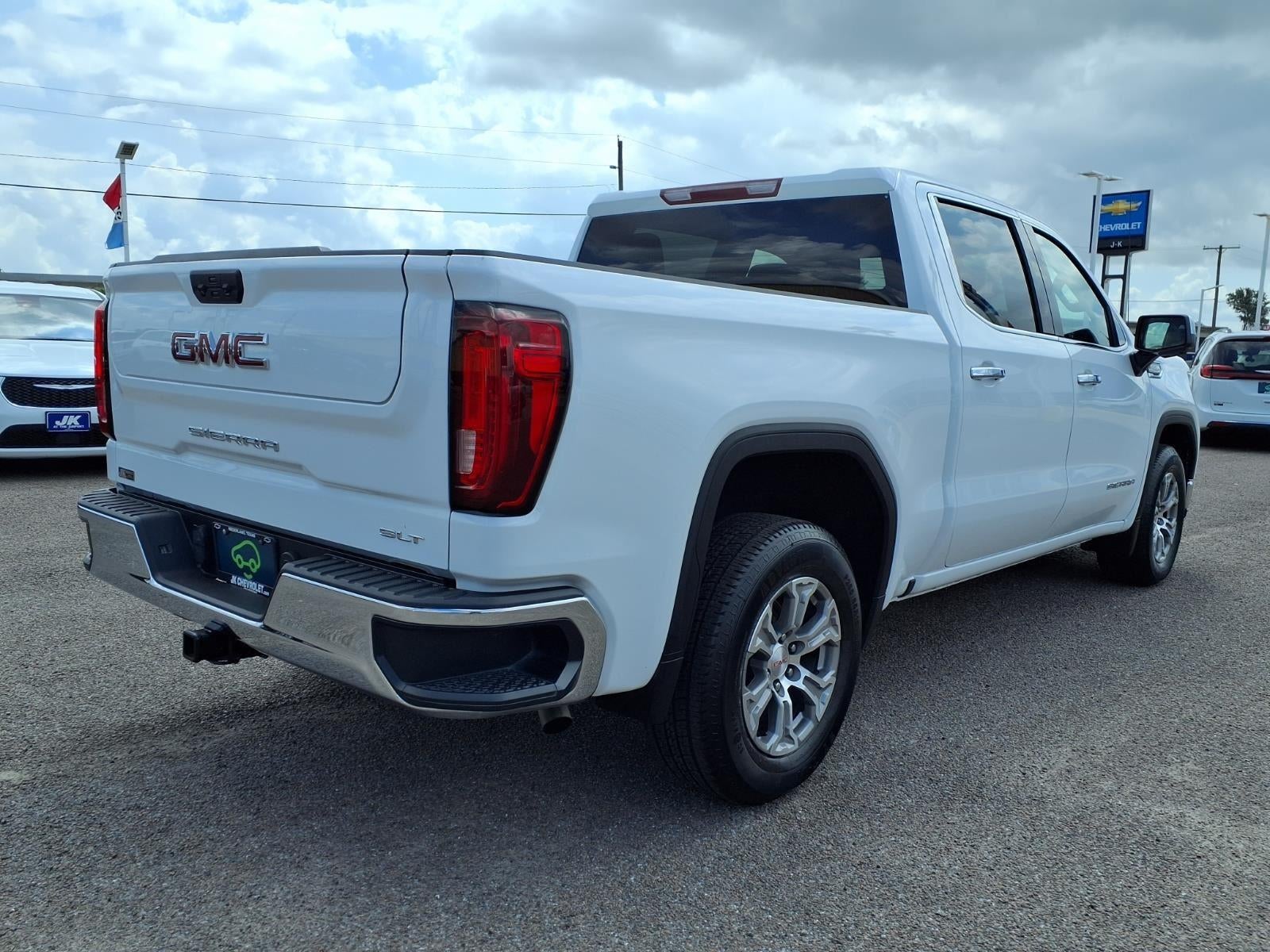 2025 GMC Sierra 1500 SLT