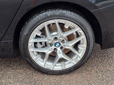 2025 BMW 3 Series 330i