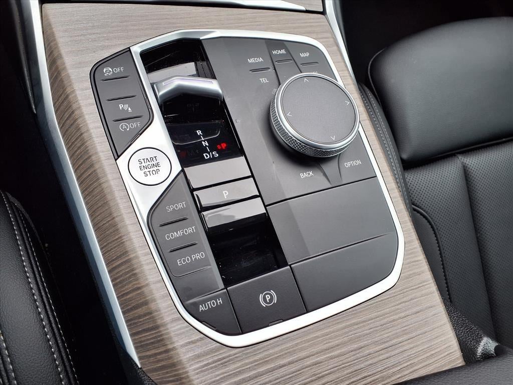 2025 BMW 3 Series 330i