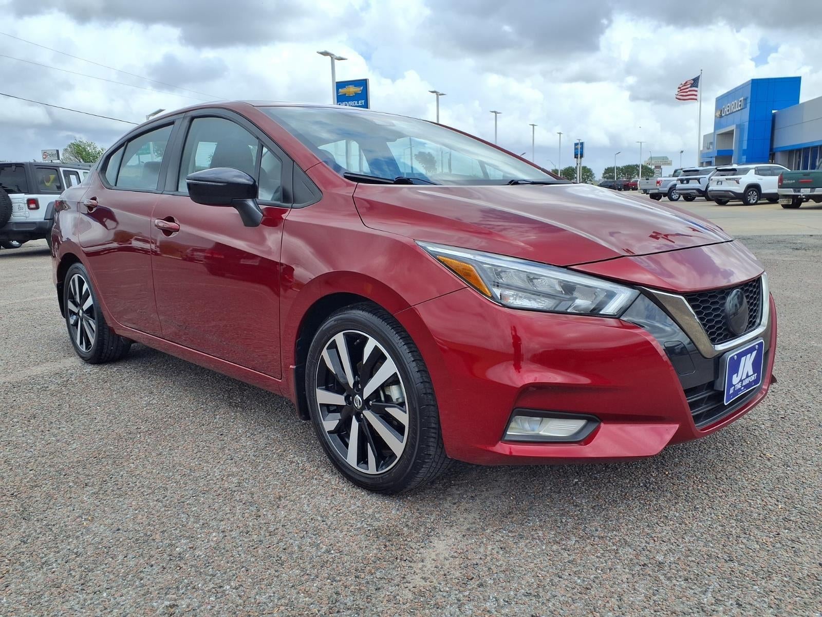 2021 Nissan Versa SR Xtronic CVT