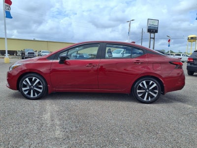 2021 Nissan Versa SR Xtronic CVT