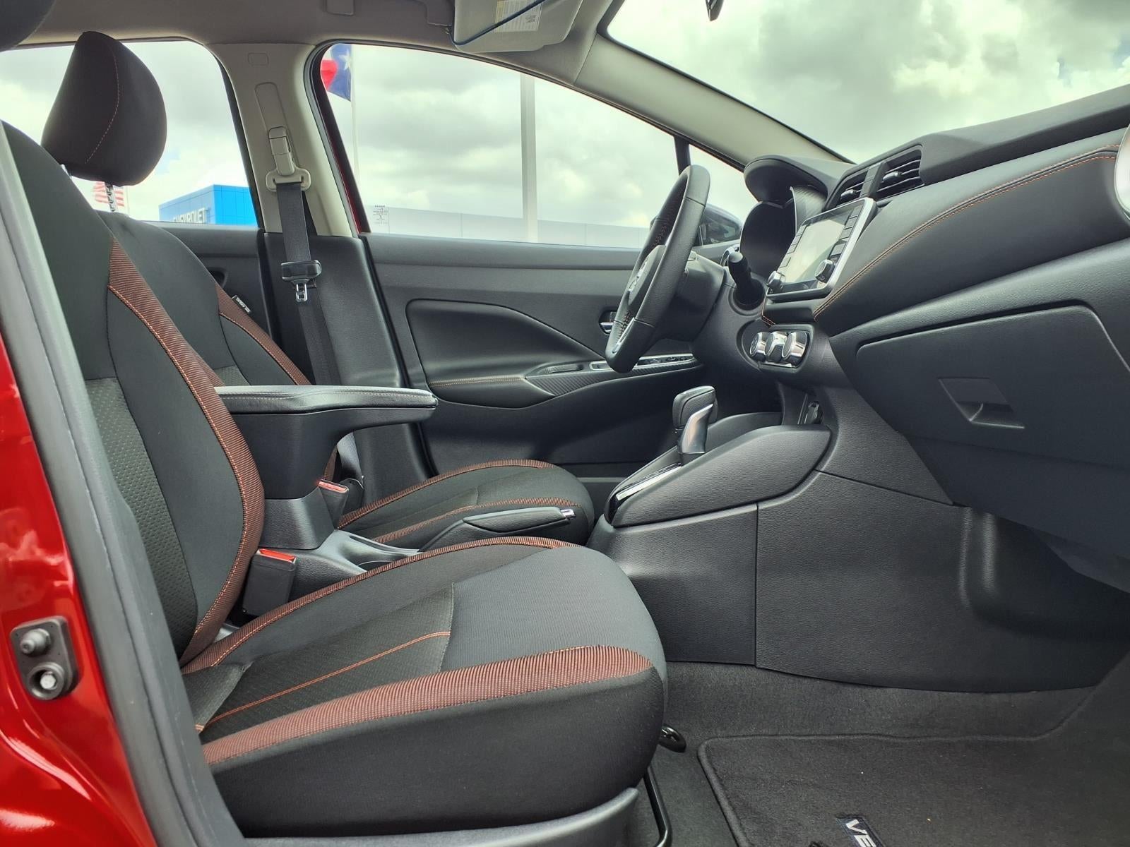 2021 Nissan Versa SR Xtronic CVT