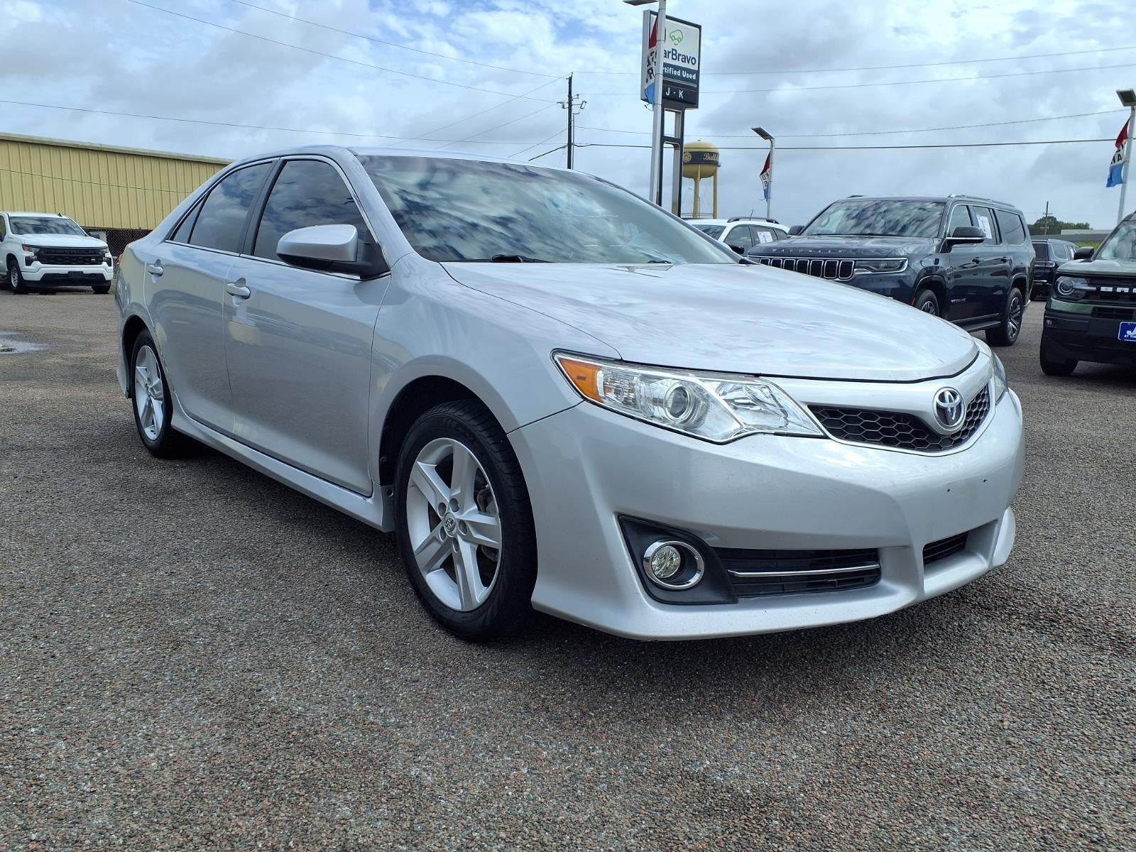 2014 Toyota Camry SE