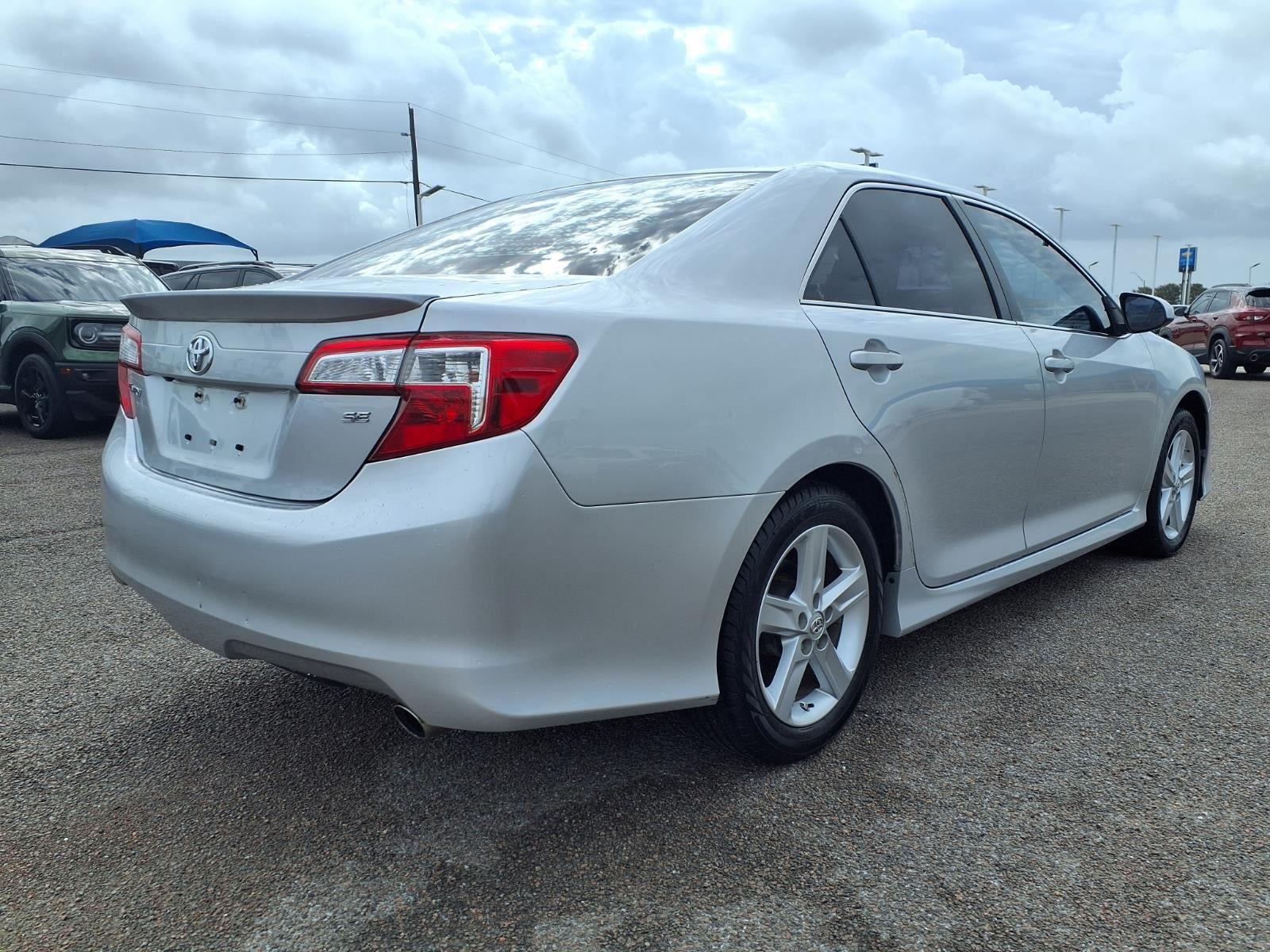 2014 Toyota Camry SE