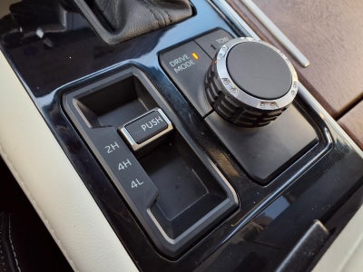 2023 Toyota Tundra Hybrid Capstone