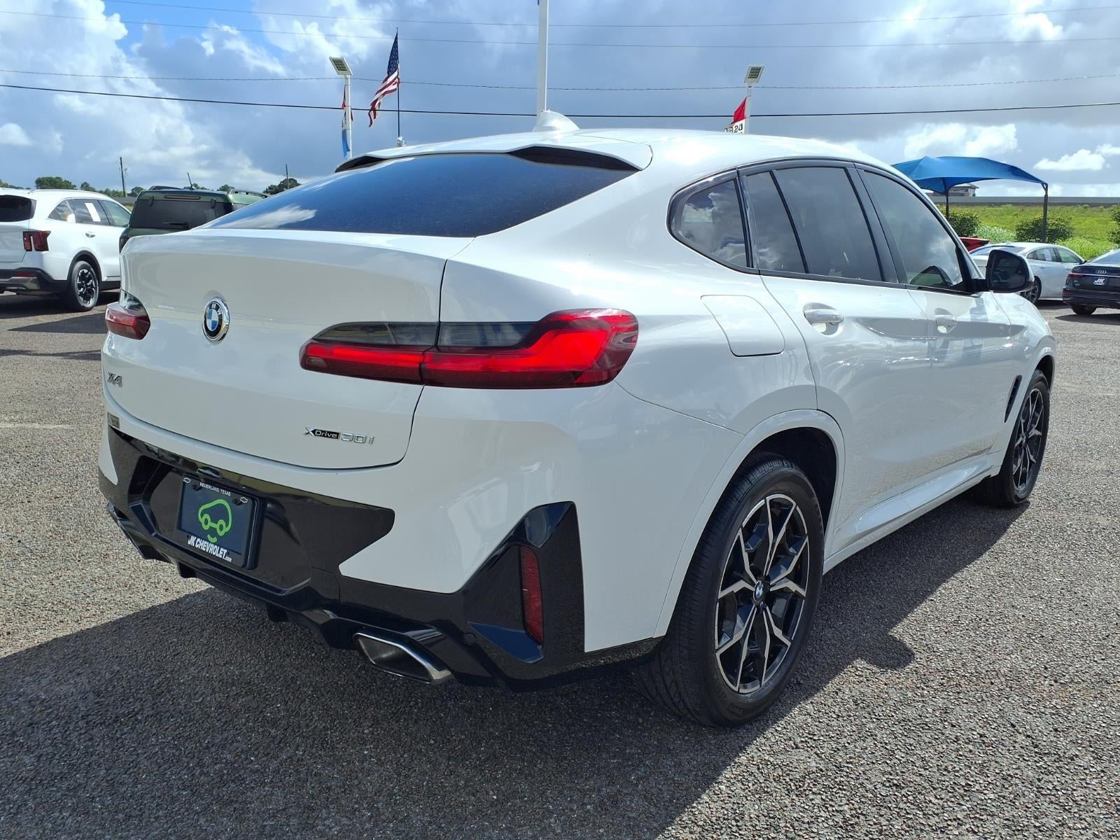 2023 BMW X4 xDrive30i