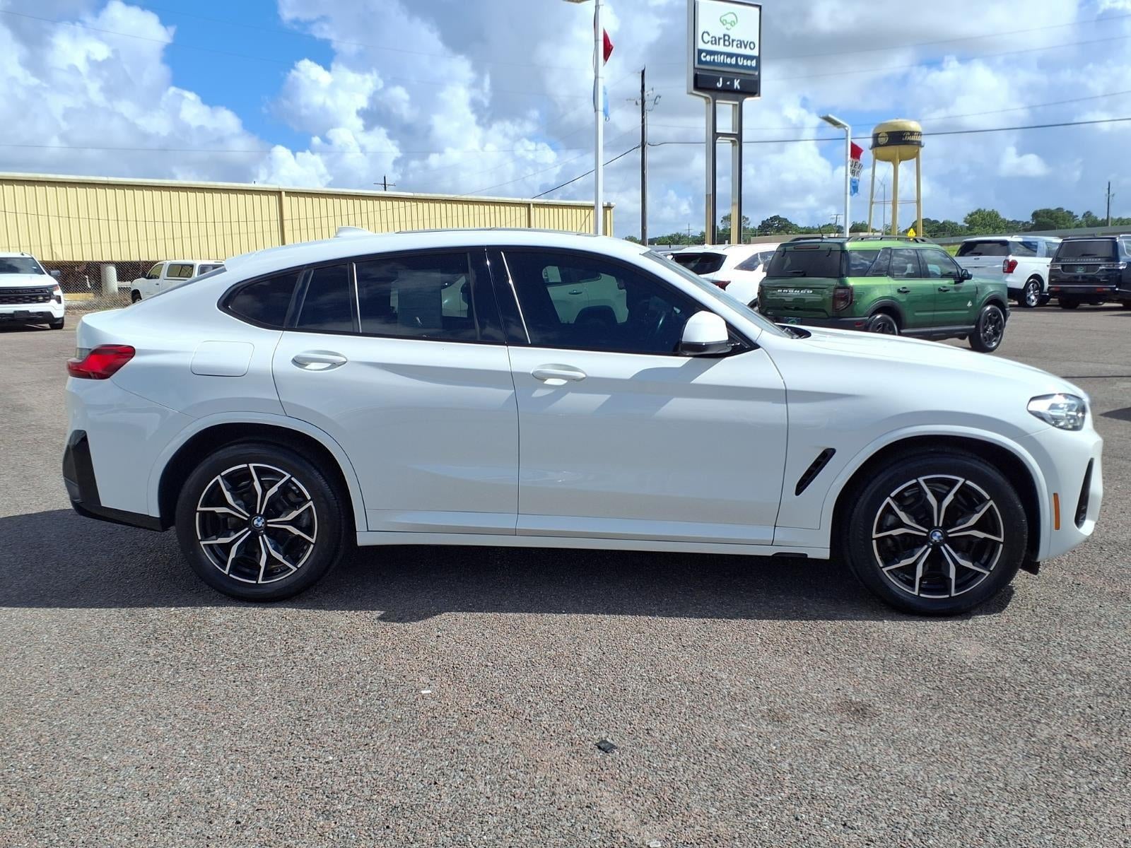 2023 BMW X4 xDrive30i