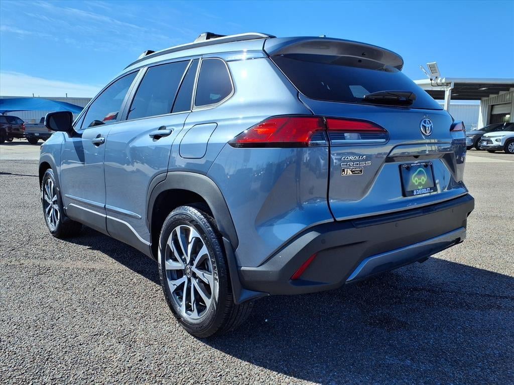 2024 Toyota Corolla Cross XLE