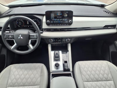 2023 Mitsubishi Outlander SEL 2.5 2WD