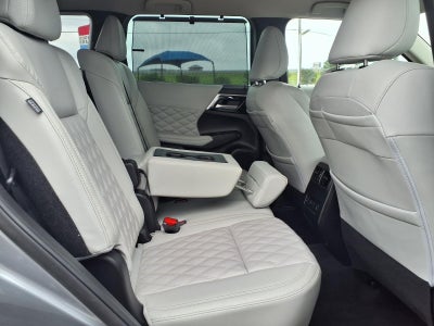 2023 Mitsubishi Outlander SEL 2.5 2WD