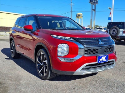 2024 Mitsubishi Outlander SE