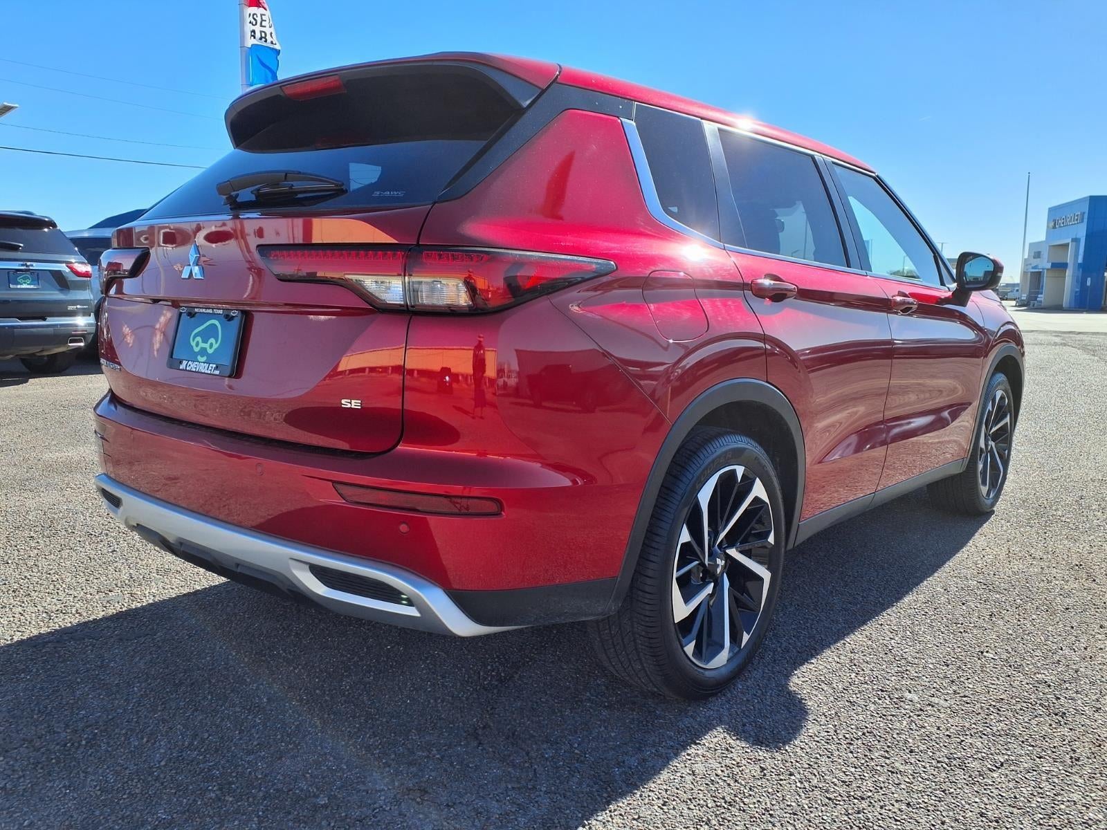 2024 Mitsubishi Outlander SE