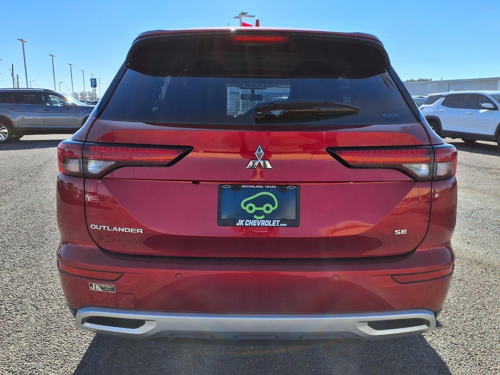 2024 Mitsubishi Outlander SE