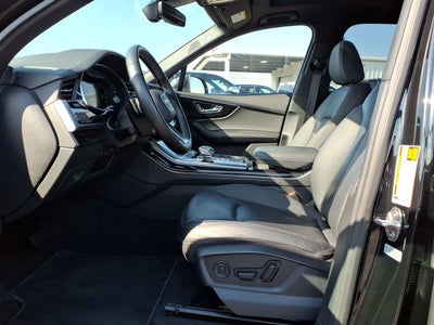 2025 Audi Q7 Premium Plus