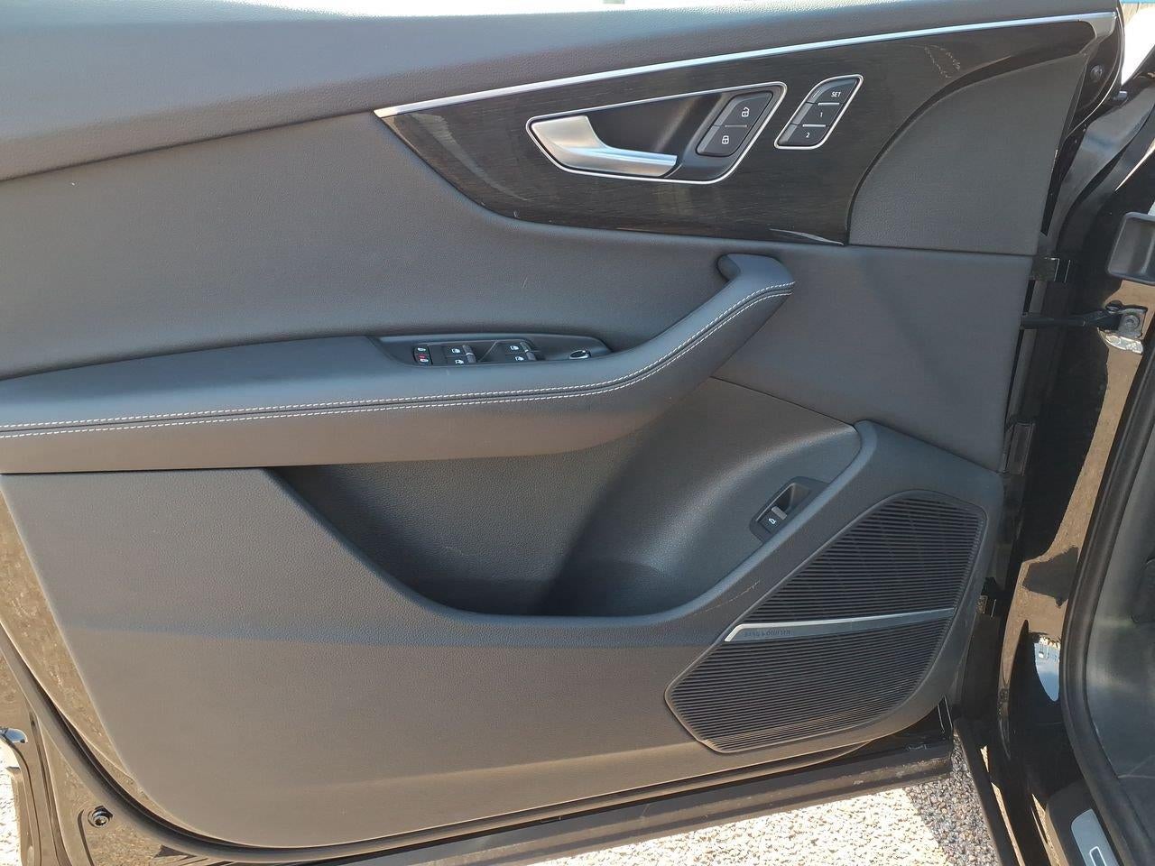2025 Audi Q7 Premium Plus - Photo 23